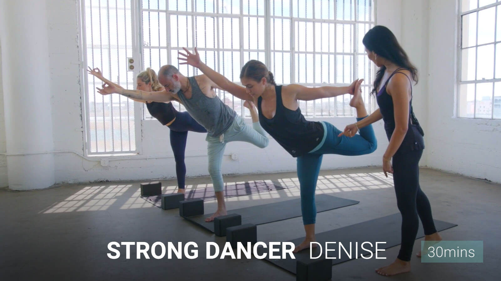 .<b>Strong</b> Dancer.